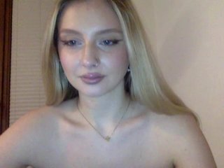 MayaDesire Porn Show