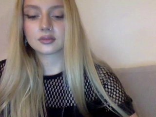 MayaDesire Porn Show