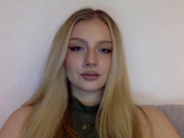 MayaDesire from BongaCams