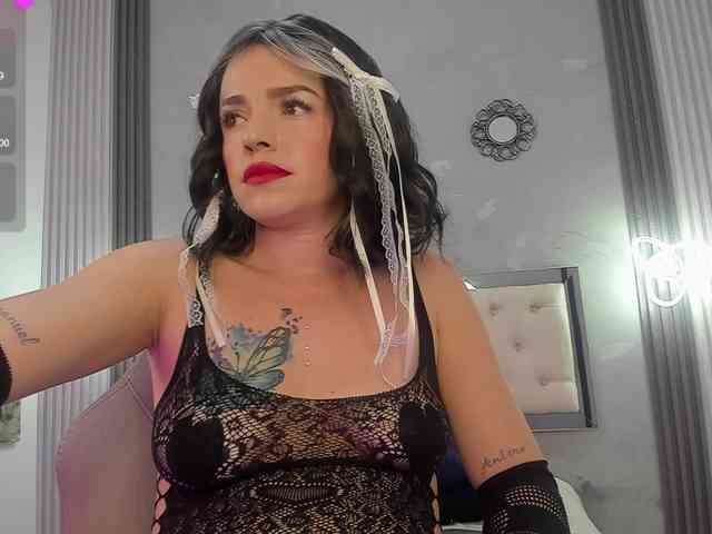 TaliaSuarez Live Webcam on BongaCams