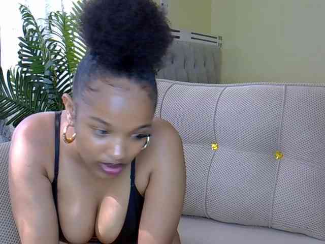 melody-messy- melody-messy-