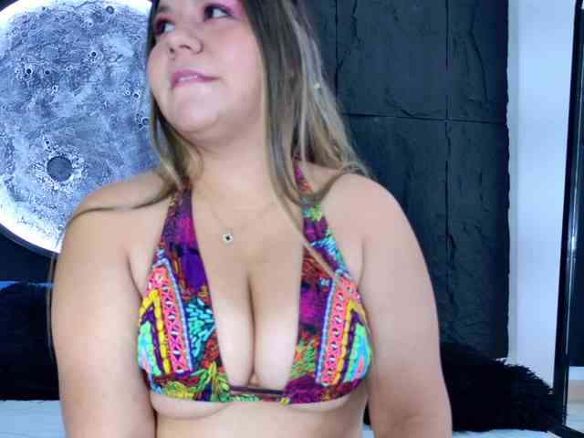 MaddissonWhite webcam