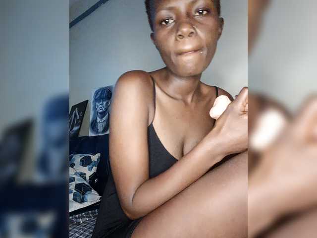 Goddessmagda's BongaCams show and profile