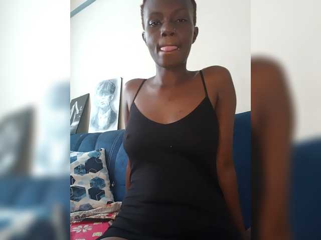 Goddessmagda's BongaCams show and profile