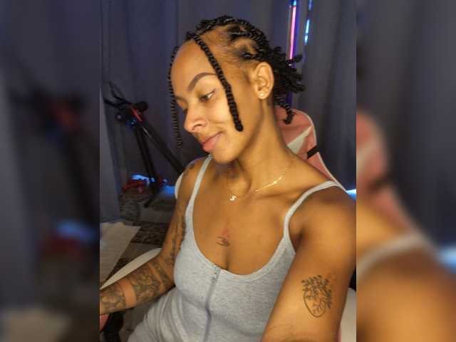 Jxxxa2's BongaCams show and profile