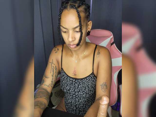 Jxxxa2's BongaCams show and profile