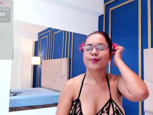 Karina-Towers webcam