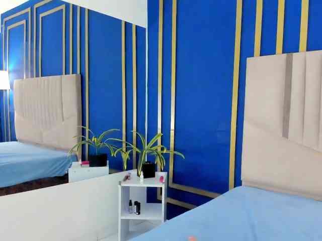 Karina-Towers webcam