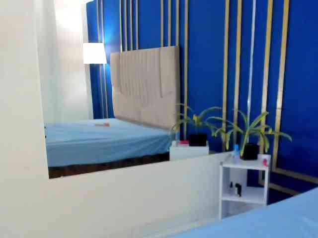 Karina-Towers webcam