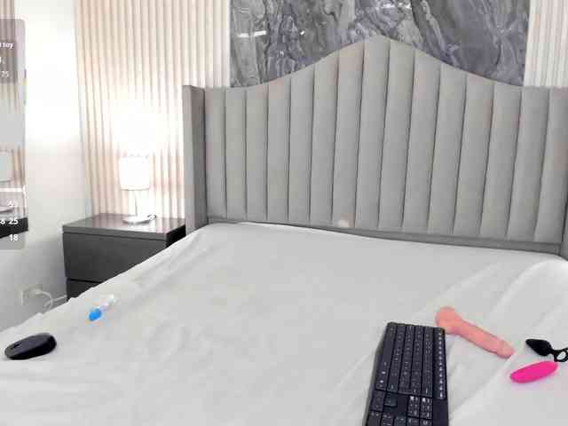 Karina-Towers webcam