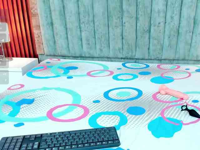 Karina-Towers webcam