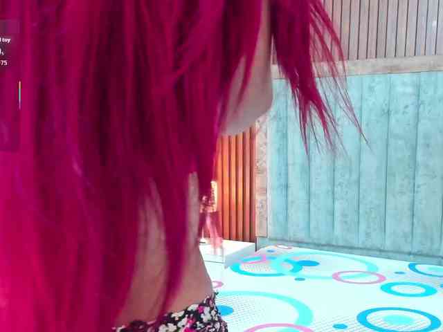 Karina-Towers webcam