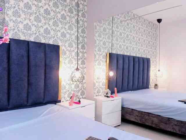 Karina-Towers webcam