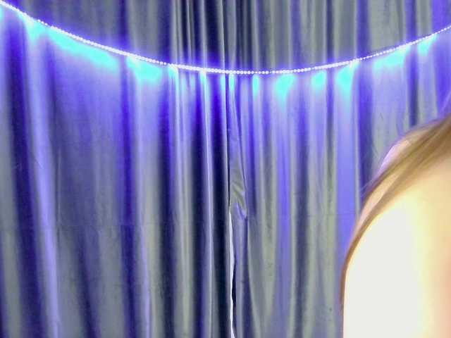 GloriaWalker's BongaCams show and profile