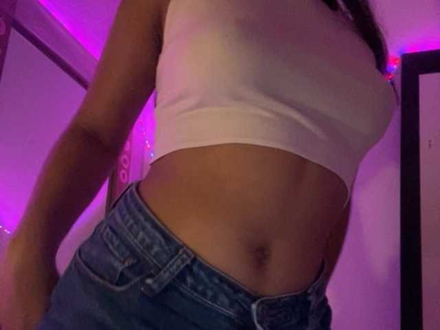 SirenaSweet's BongaCams show and profile