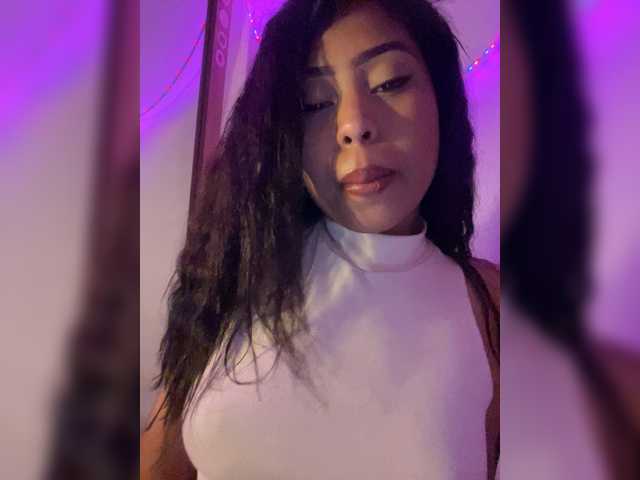 SirenaSweet's BongaCams show and profile