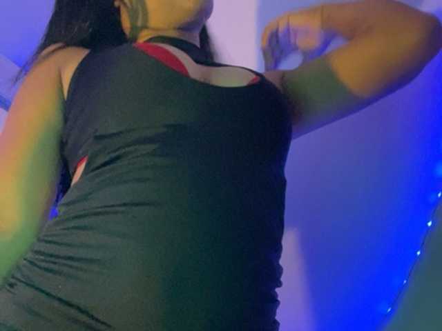 SirenaSweet's BongaCams show and profile