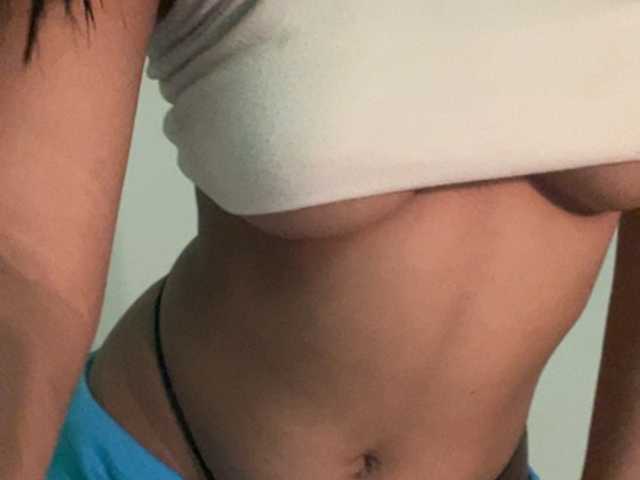 SirenaSweet's BongaCams show and profile