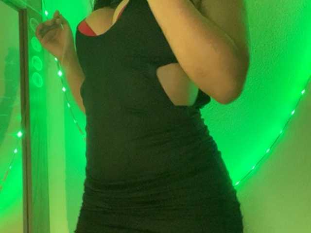 SirenaSweet's BongaCams show and profile