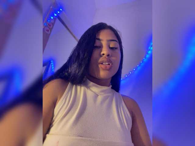 SirenaSweet's BongaCams show and profile