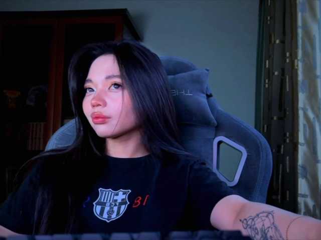 konfetkamarmeladkaa's BongaCams show and profile