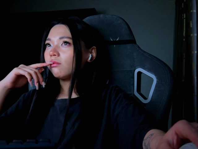 konfetkamarmeladkaa's BongaCams show and profile