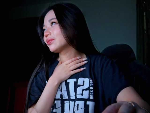 konfetkamarmeladkaa's BongaCams show and profile