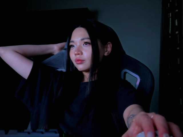 konfetkamarmeladkaa's BongaCams show and profile