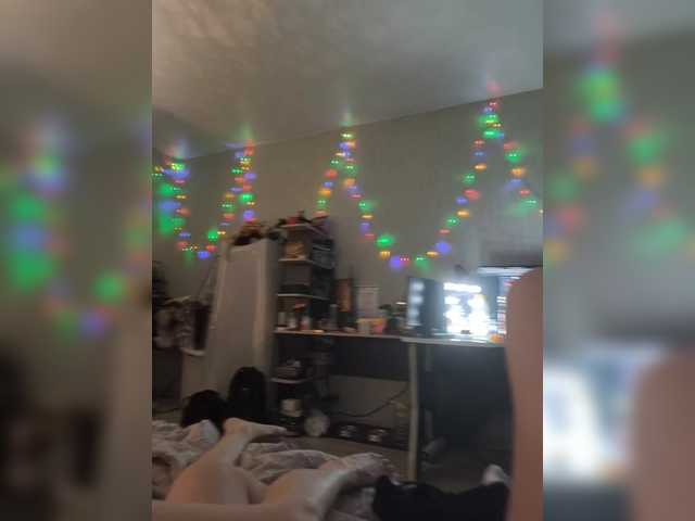 Sluttyfuck25 from BongaCams