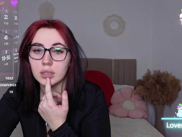 Olivia-ice's BongaCams show and profile