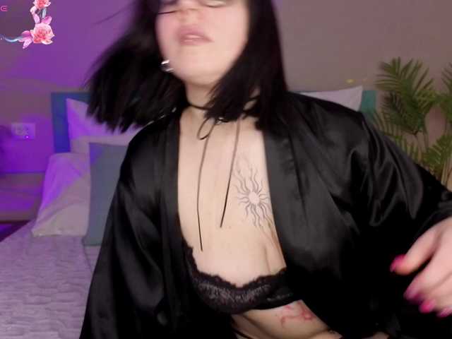 Olivia-ice's BongaCams show and profile