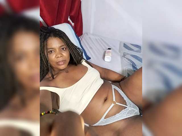 Chocolatico1's BongaCams show and profile