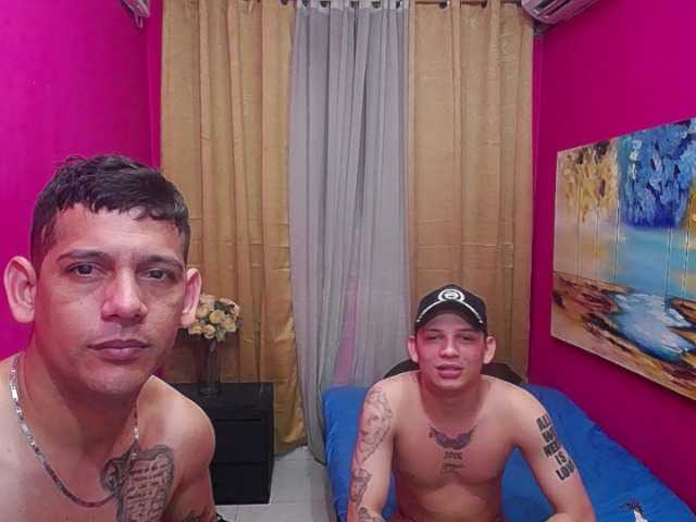 Live with destroysfuck on FliCam