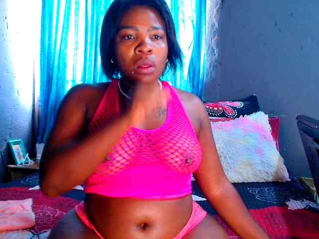 Wildeduction24xxx webcam