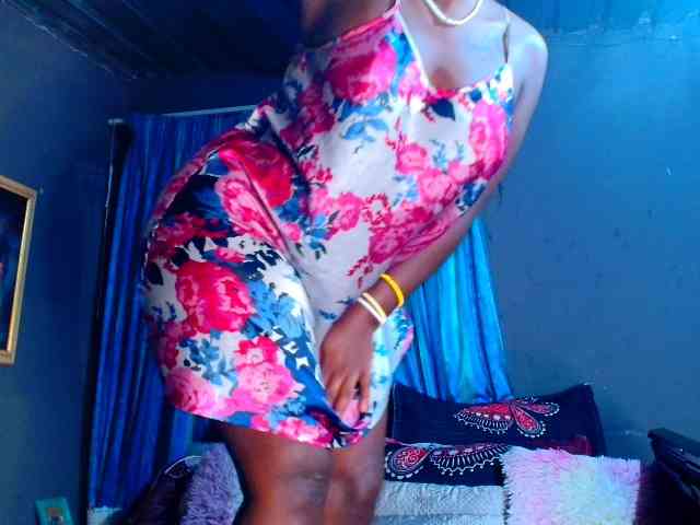 Wildeduction24xxx webcam