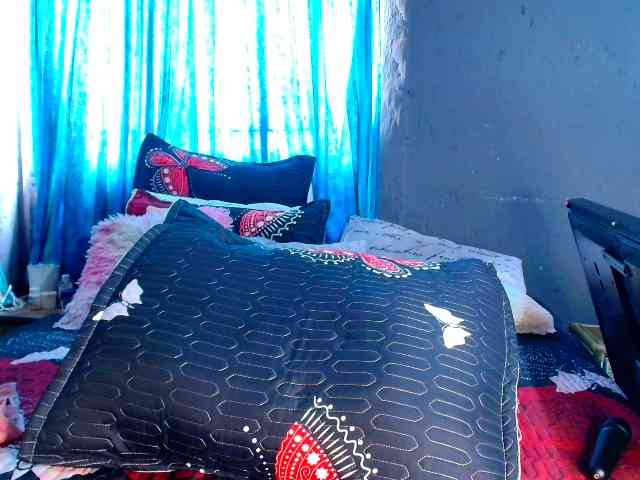 Wildeduction24xxx webcam