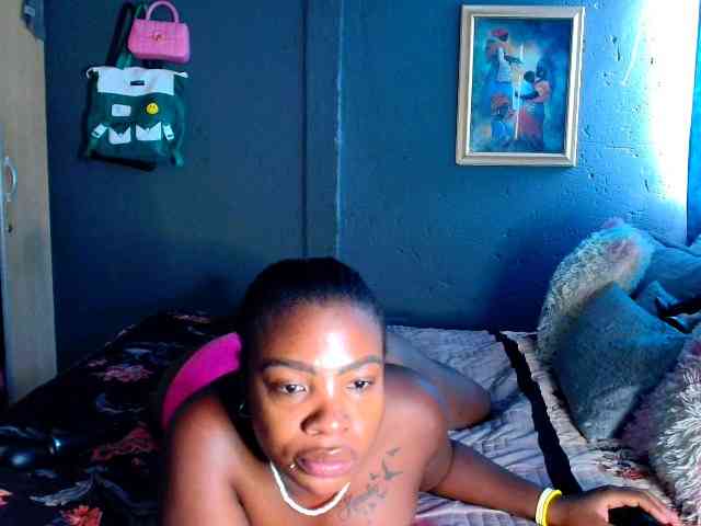 Wildeduction24xxx webcam