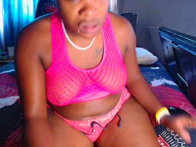 Wildeduction24xxx webcam