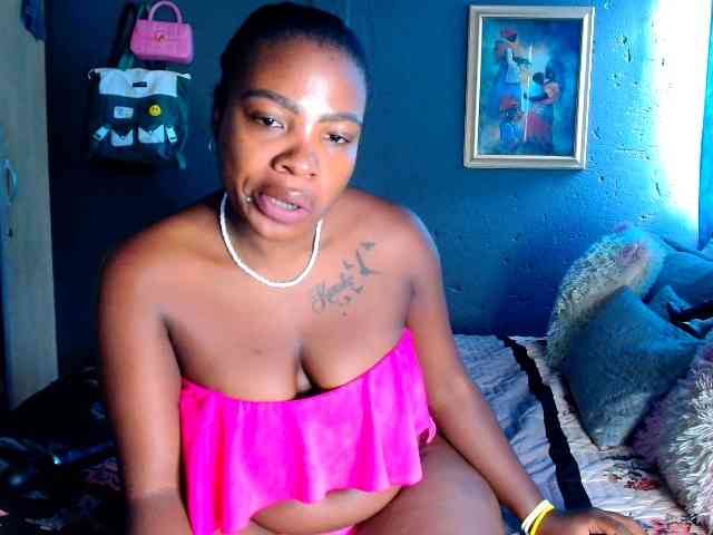 Wildeduction24xxx webcam