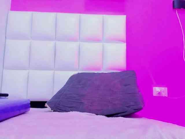 Kimberly-hot69- webcam