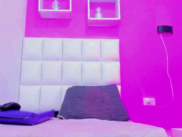 Kimberly-hot69- webcam