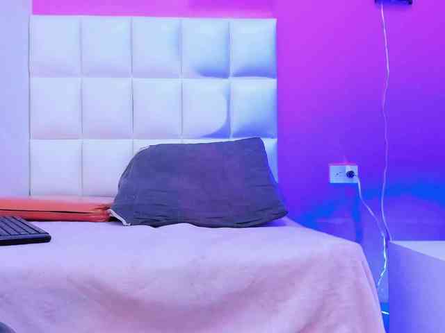 Kimberly-hot69- webcam