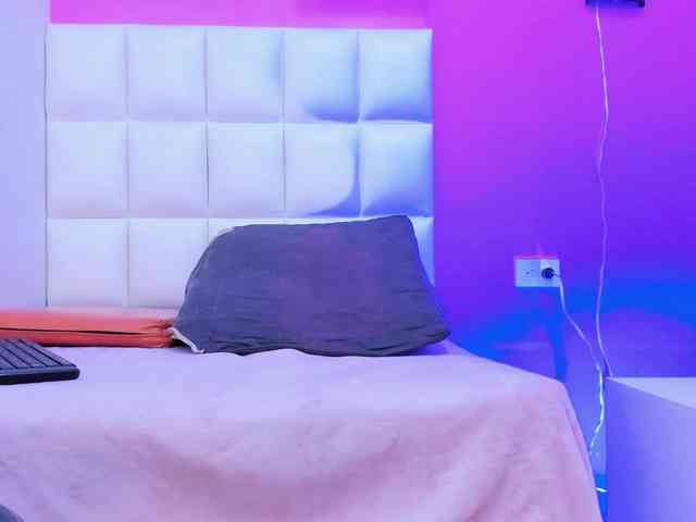 Kimberly-hot69- webcam