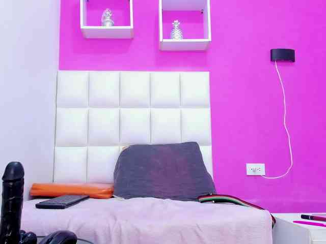 Kimberly-hot69- webcam