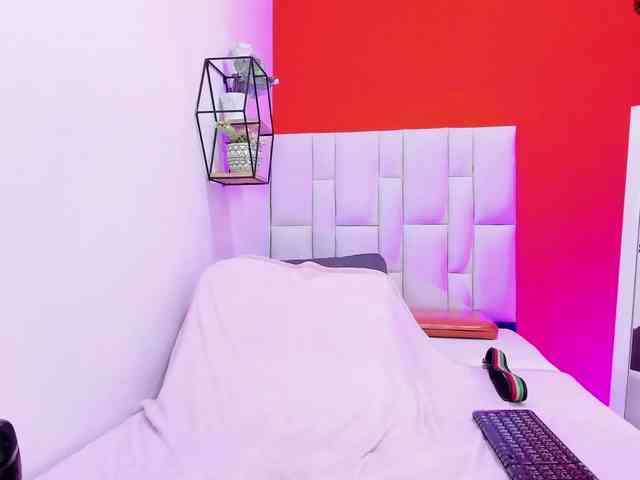 Kimberly-hot69- webcam