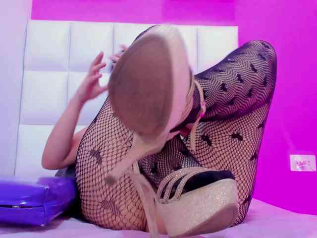 Kimberly-hot69- webcam