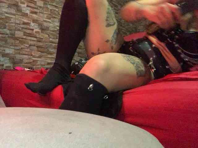 MishelleZakii webcam