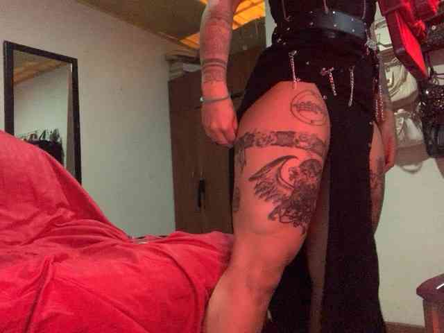 MishelleZakii webcam