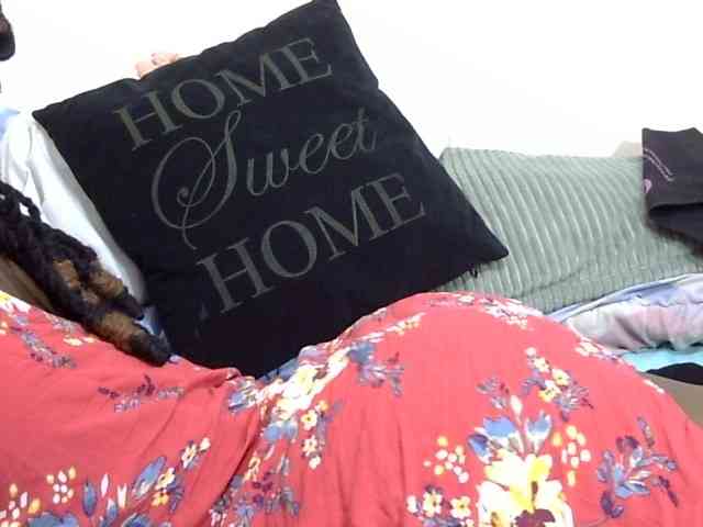 Cutefacebigasss webcam