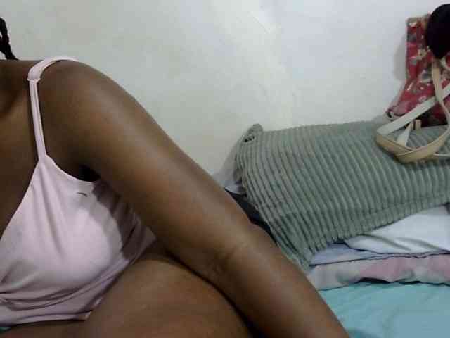 Cutefacebigasss webcam